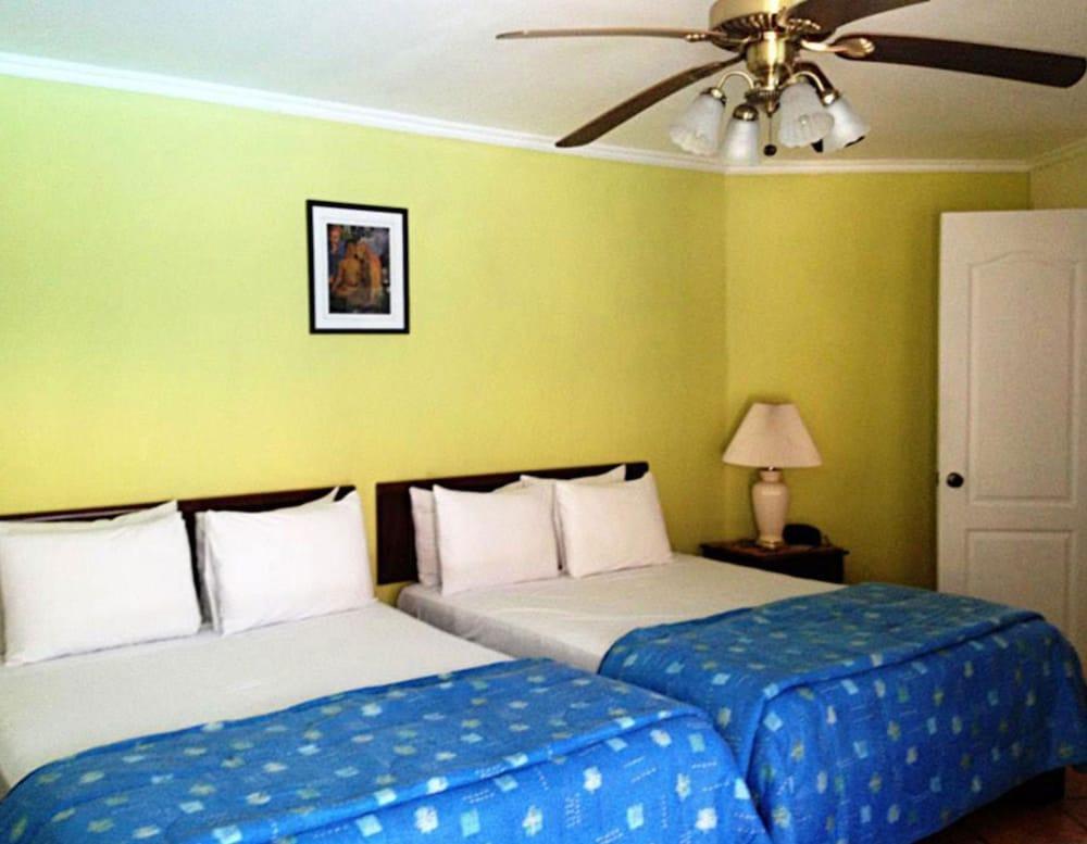 Hotel Puerta Del Sol - San Jose Airport Bagian luar foto