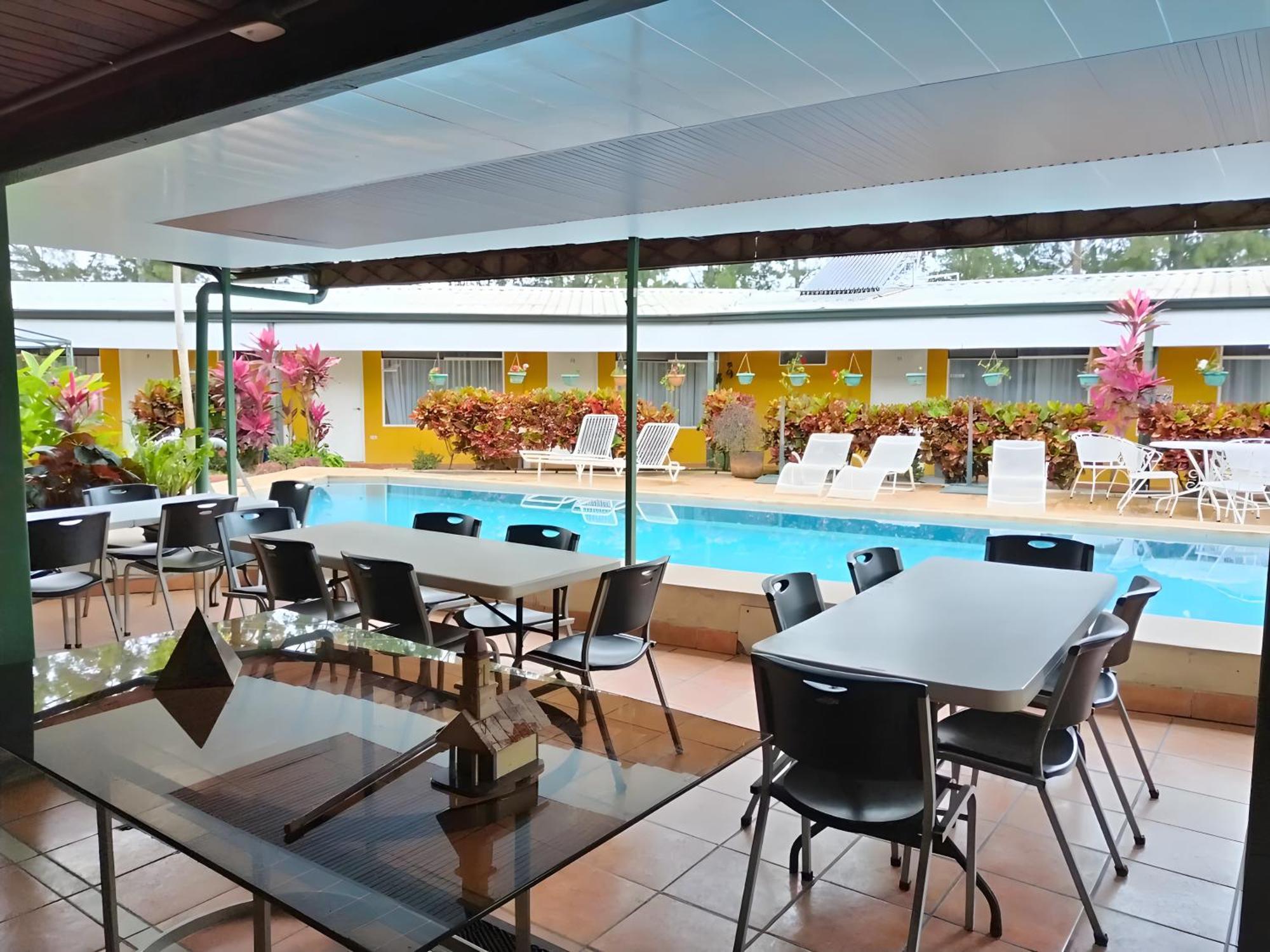 Hotel Puerta Del Sol - San Jose Airport Bagian luar foto