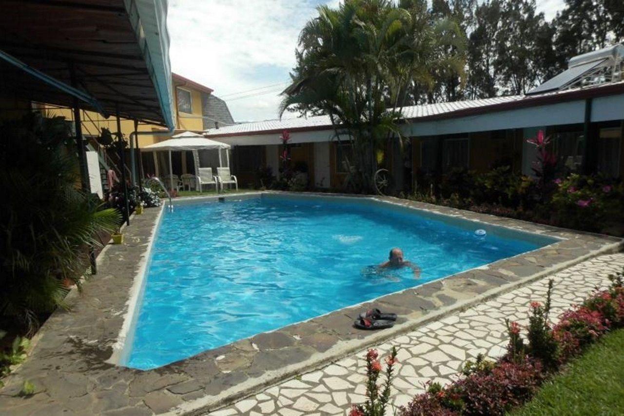 Hotel Puerta Del Sol - San Jose Airport Bagian luar foto
