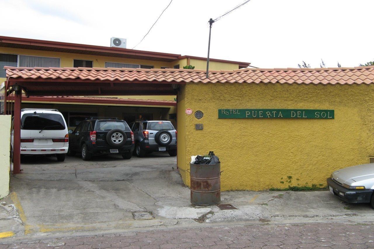Hotel Puerta Del Sol - San Jose Airport Bagian luar foto